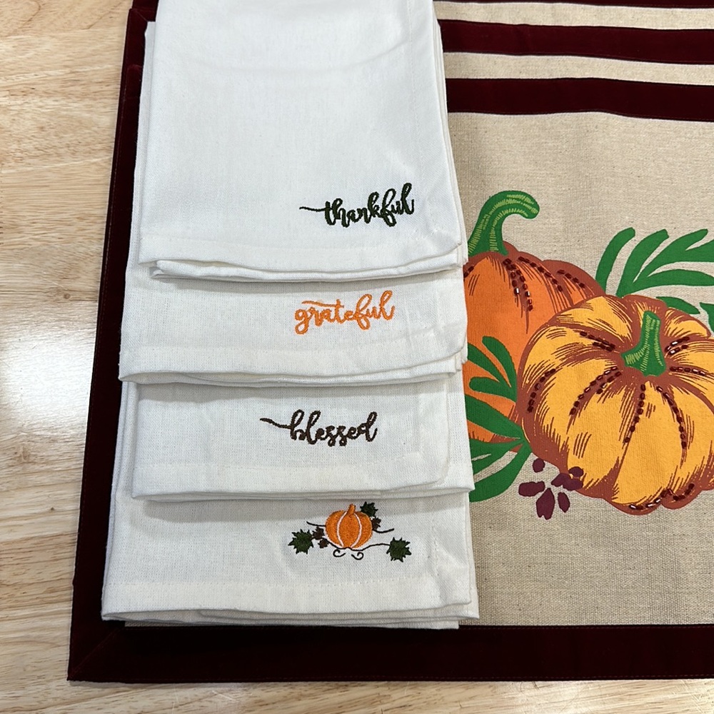 CELEBRATE FALL TOGETHER KOHLS 13” x 18” PLACEMATS with NAPKINS NWT